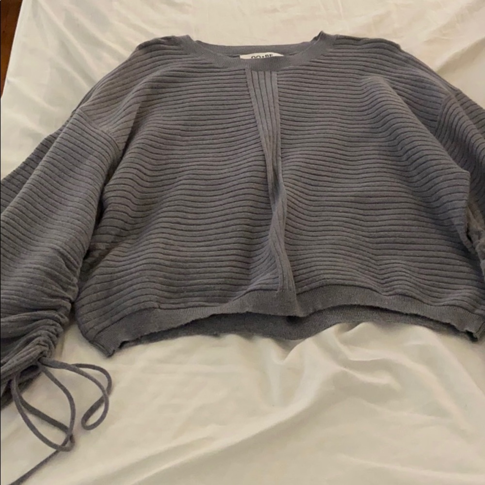DO + BE gray textured sweater